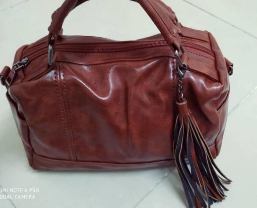 Woman handbag  , Ladies Bag , Office going bag   Imported from Malaysia