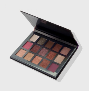 Technic 15 Color The Maine Edition Cranberry Crush Eye Shadow Palette - 28gm